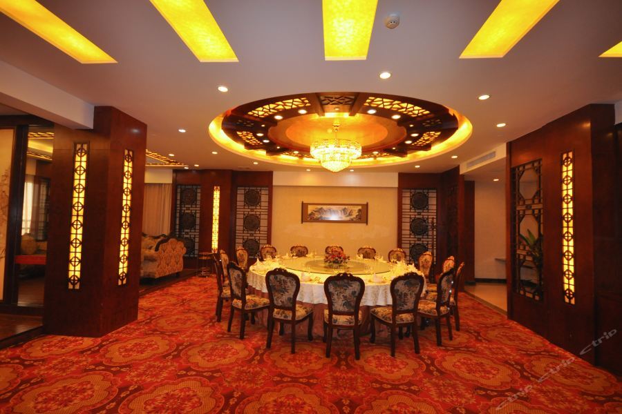 Huangzu International Hotel Huaihua Exteriör bild